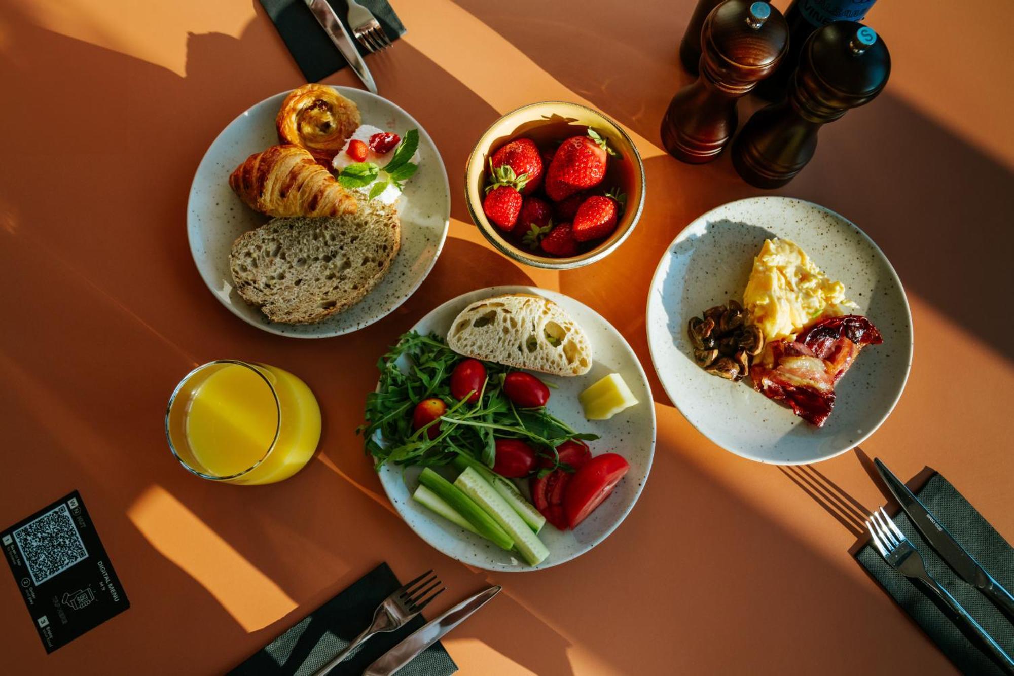 סופיה Wn Lab Hotel - Including Breakfast And Parking מראה חיצוני תמונה
